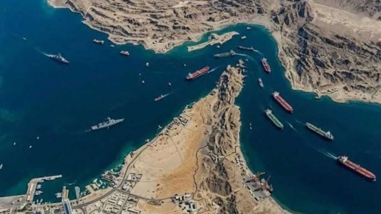 Hürmüz Boğazı’nda ticari gemiye müdahale