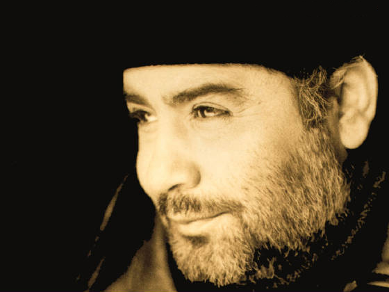 Hürriyet Ahmet Kaya'ya yine hakaret etti