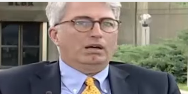 Hürriyet'te bir ayrılık daha!