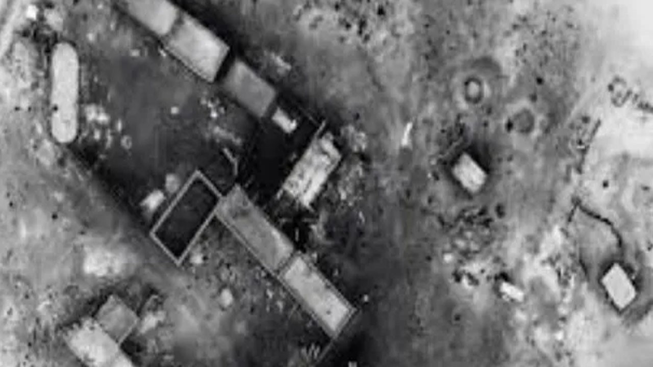 Husiler: ABD'nin savaş uçakları Yemen’de 10 saldırı düzenledi!