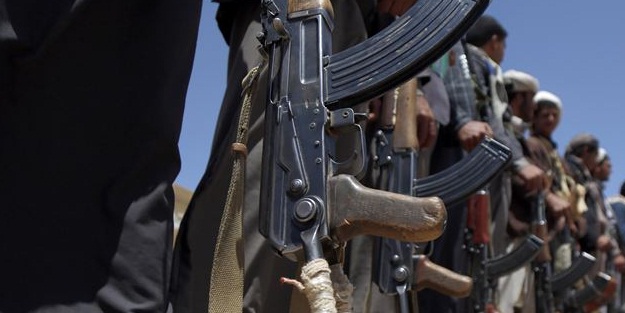 Husilere ait hava savunma sistemini vurdular