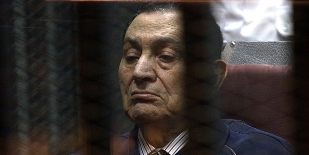 Hüsnü Mübarek'ten küstâh istek