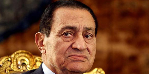 Hüsnü Mübarek hayatını kaybetti