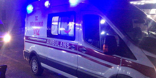 Husumetli aileler arasındaki kavga kanlı bitti