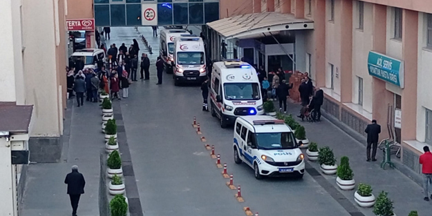 Husumetli ailelerin barış töreni kana bulandı! Belediye Başkanı'nın da bulunduğu bölgeye çok sayıda ekip sevk edildi