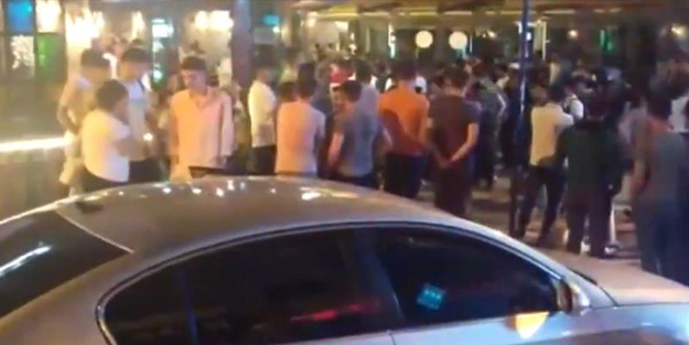 Husumetliler arasında bıçaklı kavga! Yaralılar var