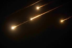 Huzistan Valiliği: ABD ve İsrail 10 bin metreküplük su deposunu vurdu