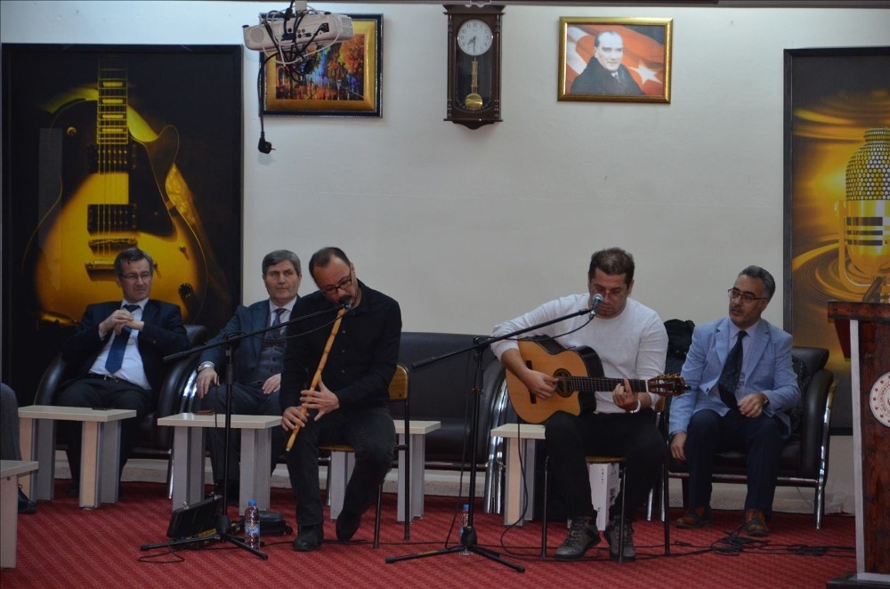 Huzurevinde ’Şeb-i Arus Mevlanayı Anma Töreni’ düzenlendi 