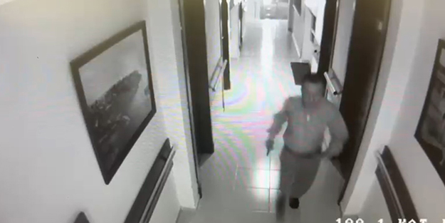 Huzurevindeki vahşete ait görüntüler ortaya çıktı!