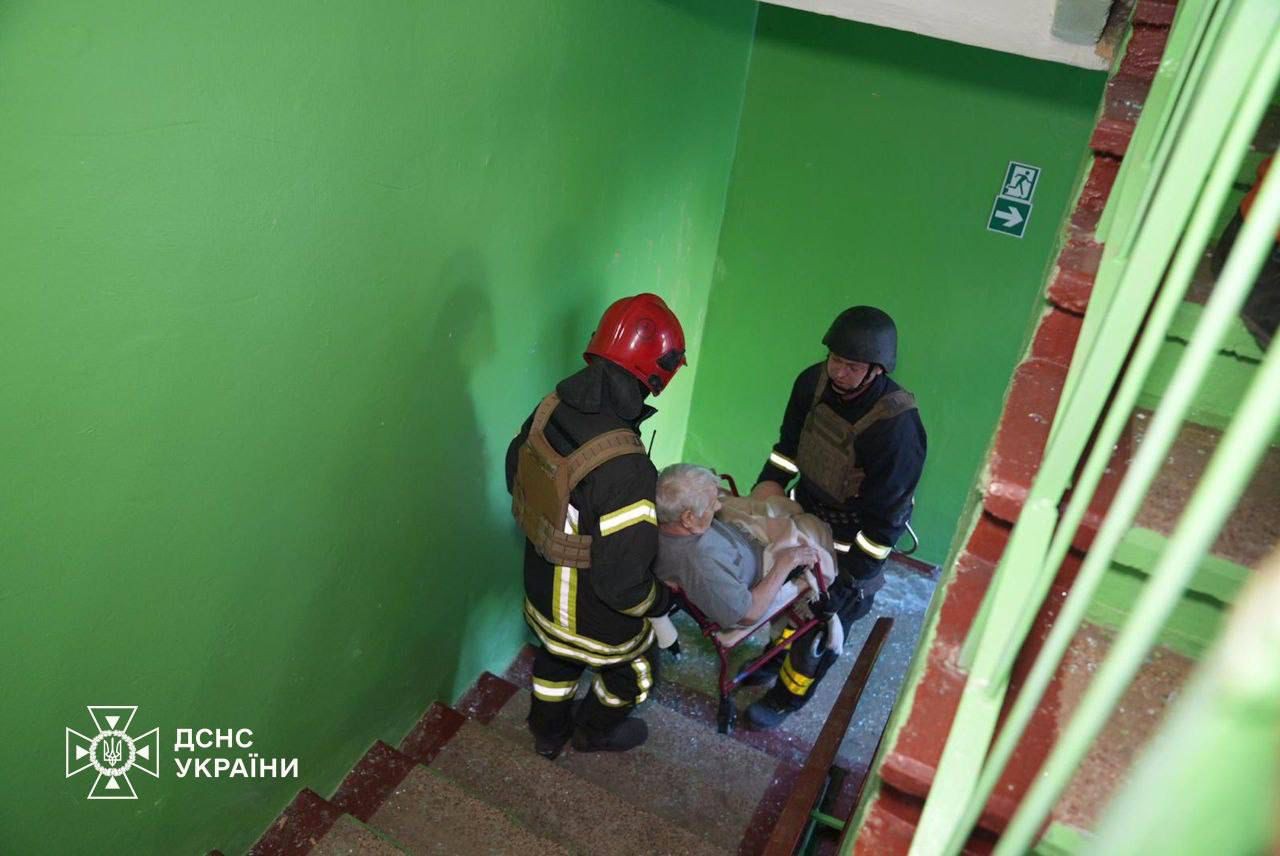 Huzurevine füze isabet etti! Ölü ve çok sayıda yaralı var