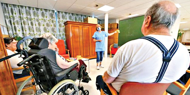 Avrupa’nın salgında yaşlılara zulmettiği iddiası