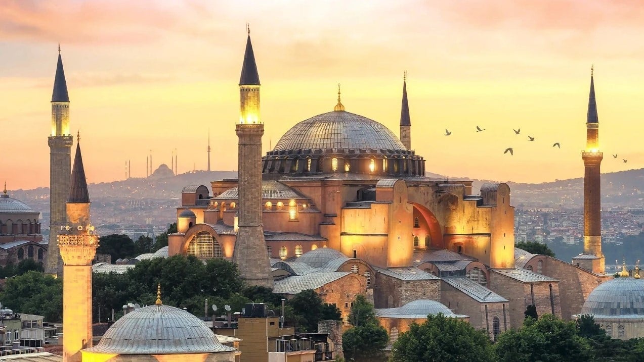 İbadete açılışının 10. yıldönümü etkinliği! Ayasofya için Beyazıt'ta buluşalım