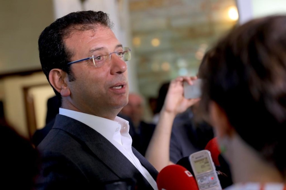 İBB Başkanı İmamoğlu gazetecilerin sorularını yanıtladı 