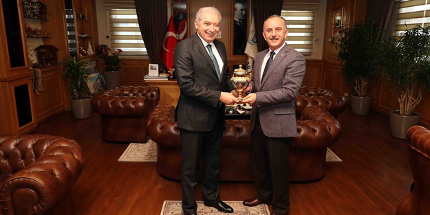 İBB Başkanı Mevlüt Uysal Bağcılar Belediyesi’ni ziyaret etti