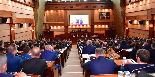İBB Meclisi'nden borçlanma talebi
