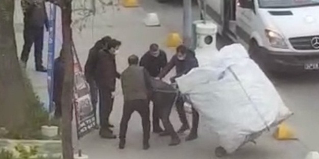 İBB zabıta memurları, kağıt toplayan çocuğu darp etti