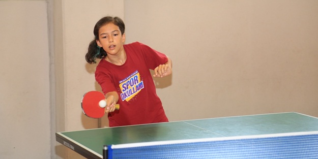 İBB’den 15 bin öğrenciye ücretsiz kış spor okulu
