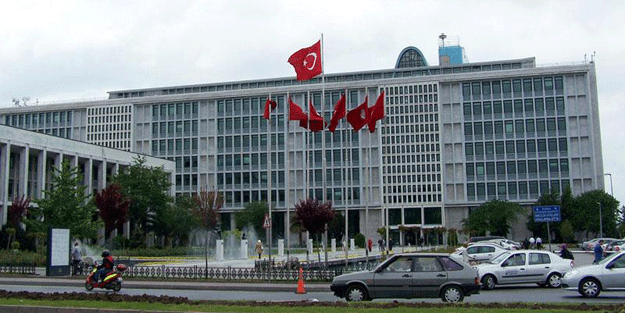 İBB’den son dakika açıklaması… Adı davetli listesinden çıkartıldı