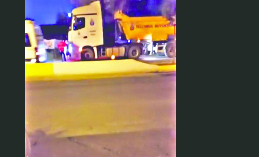 İBB’nin aracında LGBTİ’li ile fuhuş!