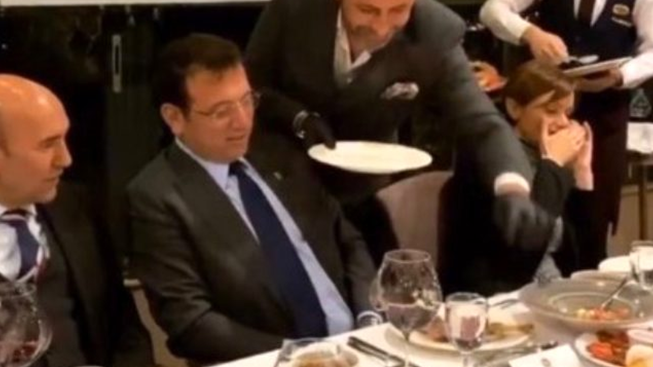 İBB’nin iftar yemeğinde şarap rezaleti!