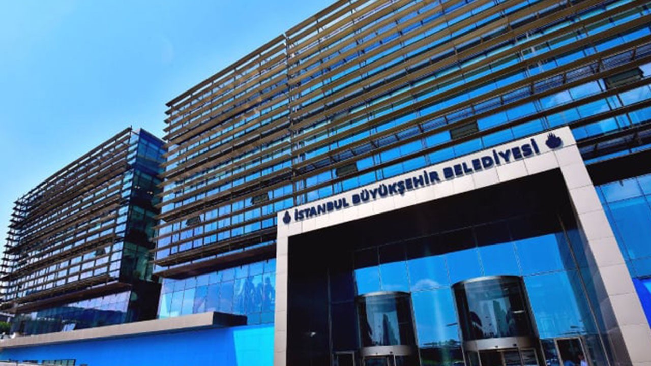 İBB'ye bir büyük operasyon daha! Gözaltılar var