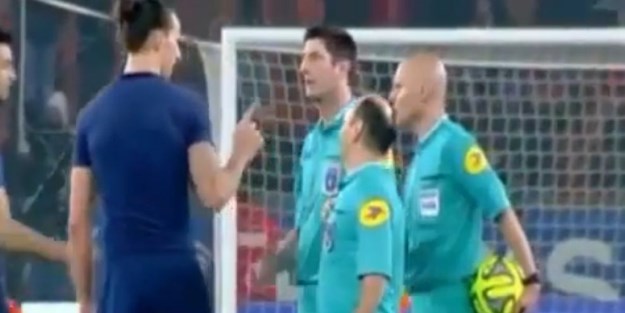 İbrahimovic bu kez hakemle top kavgası yaptı