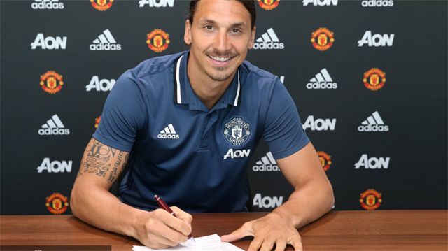 Ibrahimovic resmen Manchester'da