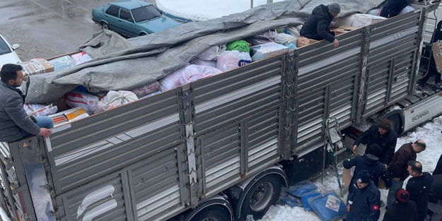 İç Anadolu'dan deprem bölgesine personel, araç ve yardım malzemesi gönderildi