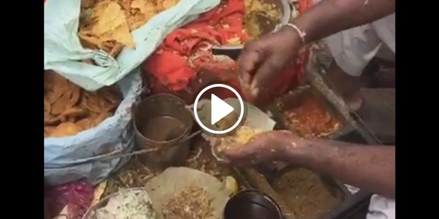İçinden hijyen(!) akan hint yemeği