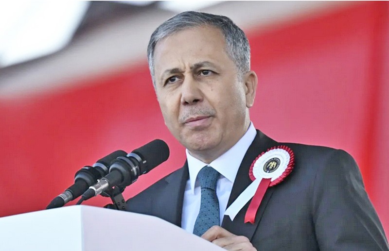 İçişleri Bakanı Ali Yerlikaya açıkladı: 6 terörist daha paket oldu