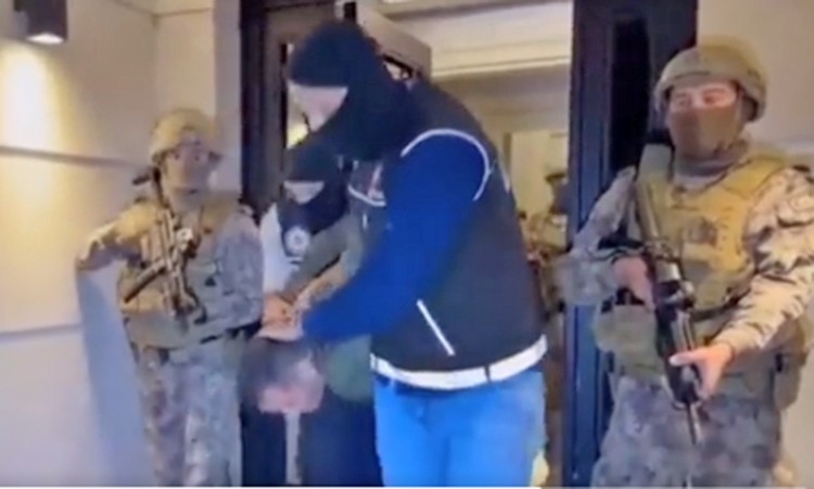 İçişleri Bakanı Ali Yerlikaya açıkladı: Dünyaca ünlü uyuşturucu kartelinin lideri yakalandı