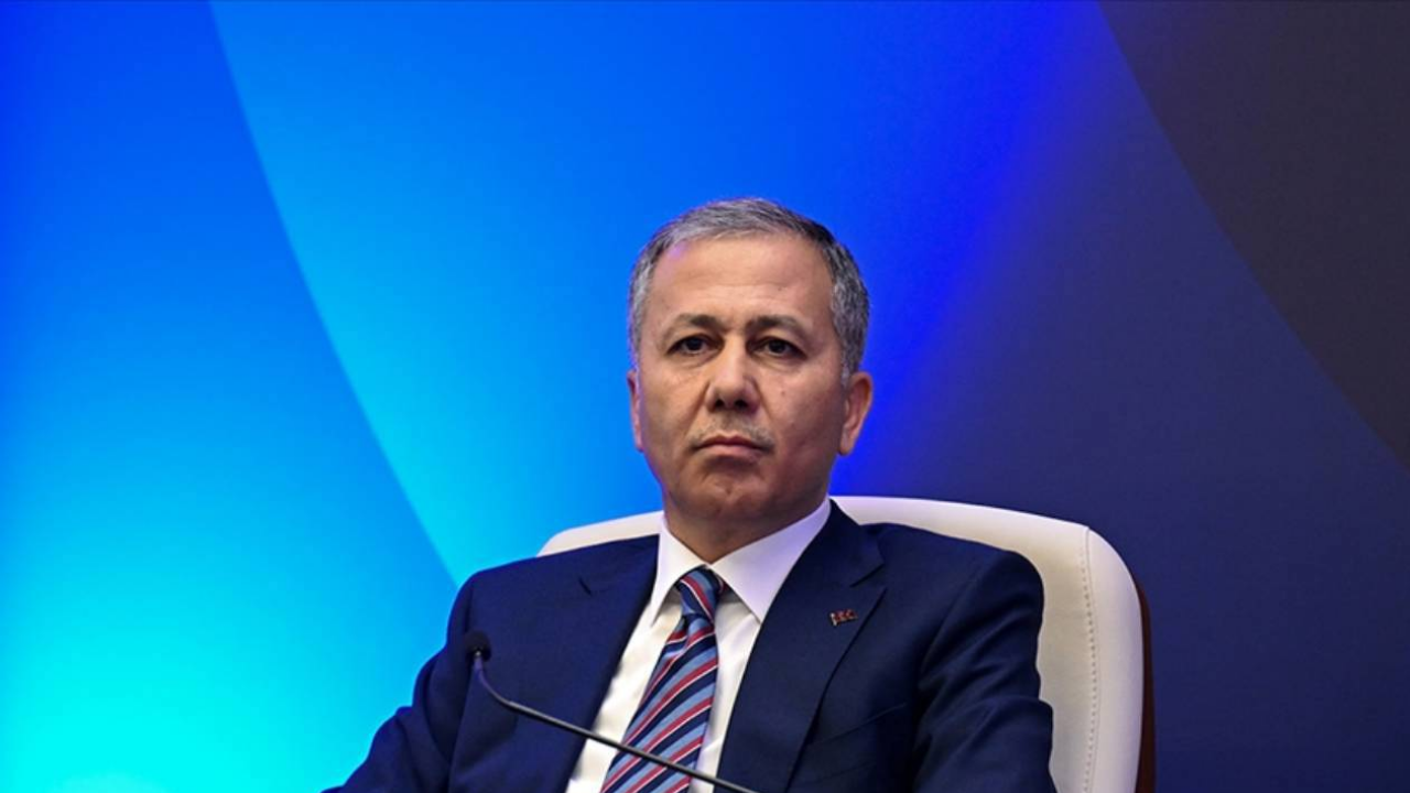 İçişleri Bakanı Ali Yerlikaya, Türkiye’de yaşayan Suriyeli sayısını açıkladı!