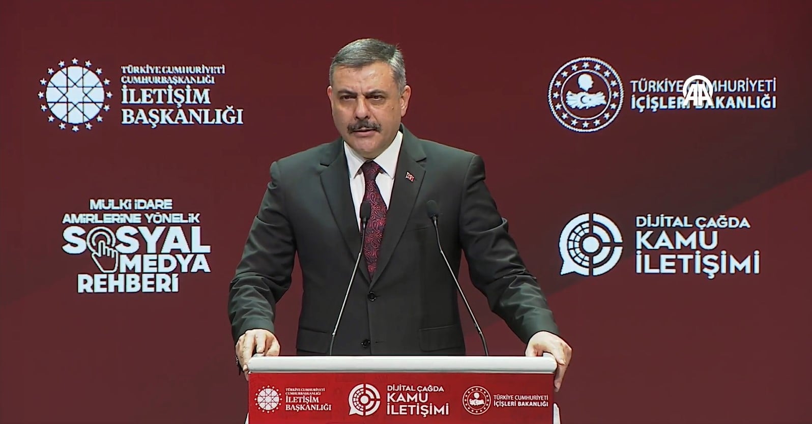 İçişleri Bakanı Çiftçi "Dijital Çağda Kamu İletişimi" panelinde konuştu: Teknolojiyi yalanı büyütmek için kullananları engelleyeceğiz