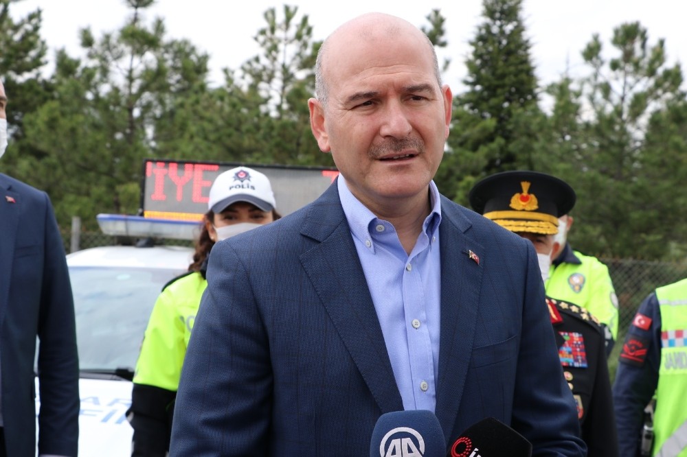 İçişleri Bakanı Soylu: “2019 yılında trafik kazalarında ölüm yüzde 27 azalarak 5 bin 473’e gerilemiştir” 