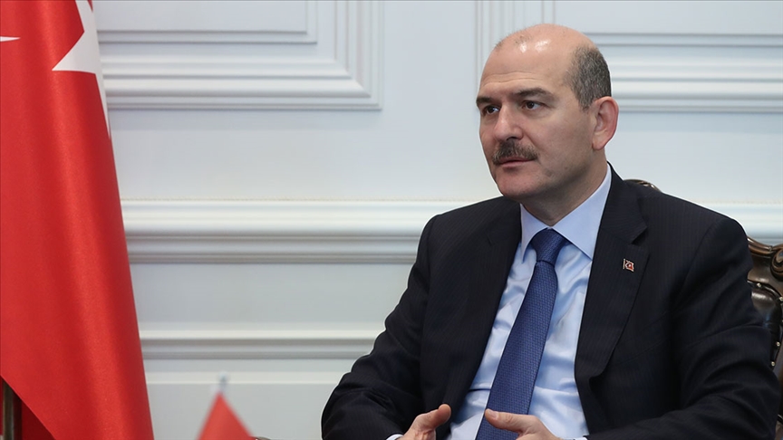İçişleri Bakanı Soylu: AFAD Acil Yardım Uygulaması ile ekipler göçük altındakilere daha çabuk ulaşabilecekler