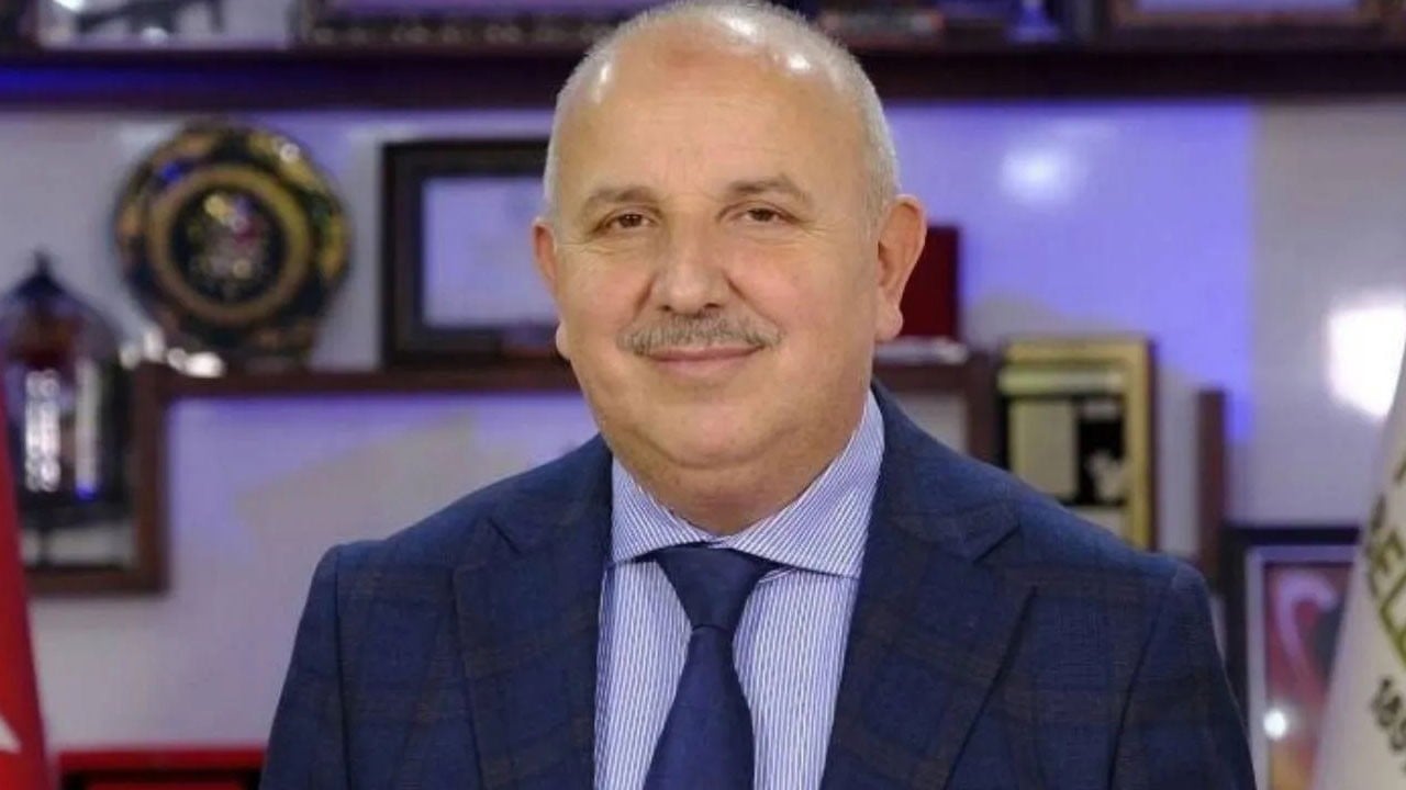 İçişleri Bakanlığı, AK Parti'li belediye başkanını görevden uzaklaştırdı