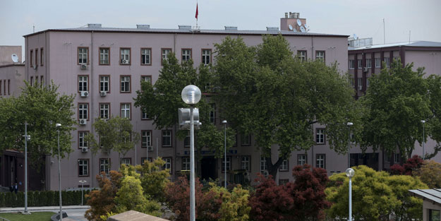 İçişleri Bakanlığı belediye başkanını görevden aldı
