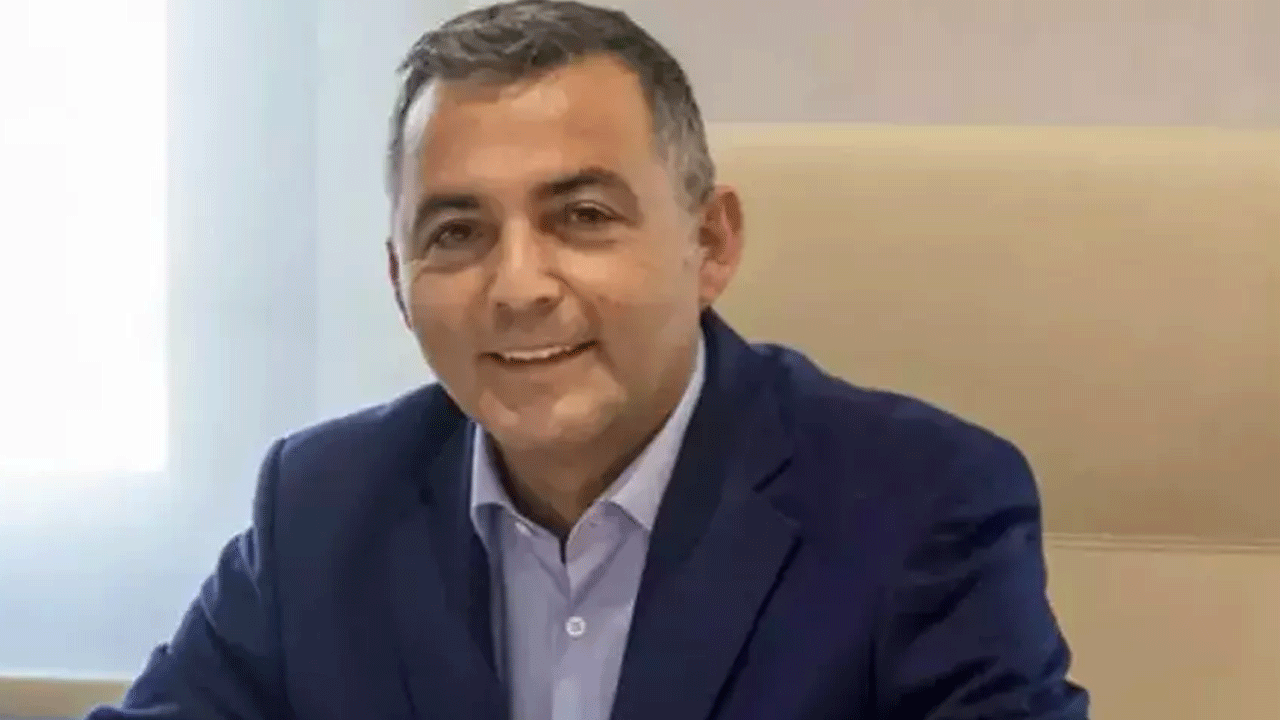 İçişleri Bakanlığı duyurdu! CHP'li belediye başkanı görevden uzaklaştırıldı