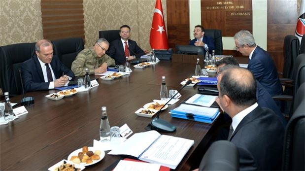 İçişleri'nden Diyarbakır'da inceleme