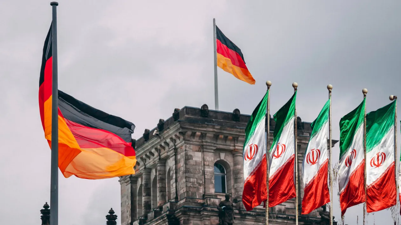 İçişlerine müdahale krizi! İran’dan Almanya hamlesi