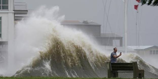 İda Kasırgası vurdu! ABD'de Vali'den kritik açıklama