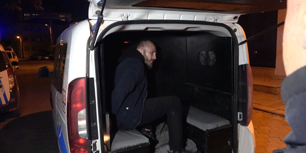 İdam etmeyince böyle şımarıyorlar! Rezilliğinden utanmadı bakın ne yaptı