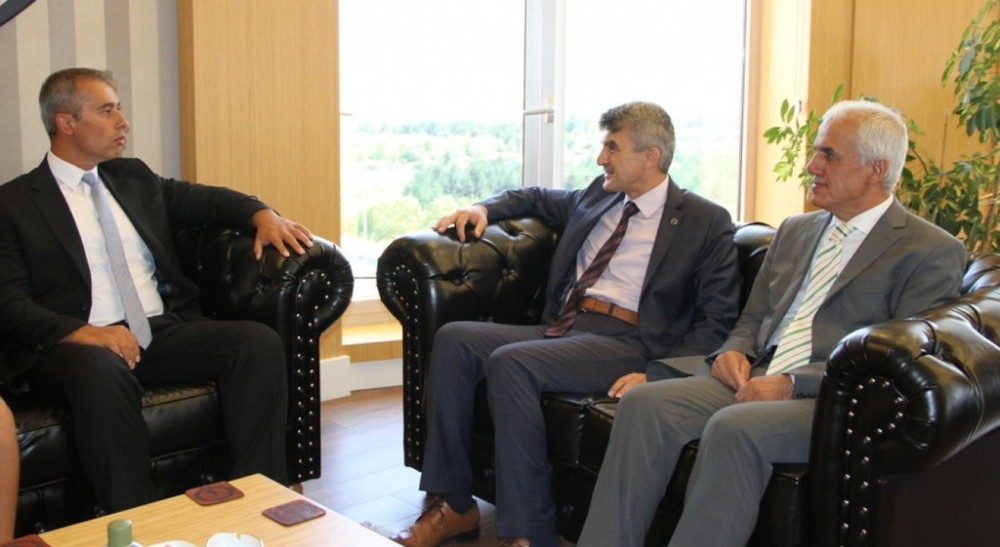 İdare Mahkemesi Başkanı Turan’dan Rektör Uysal’a ziyaret 