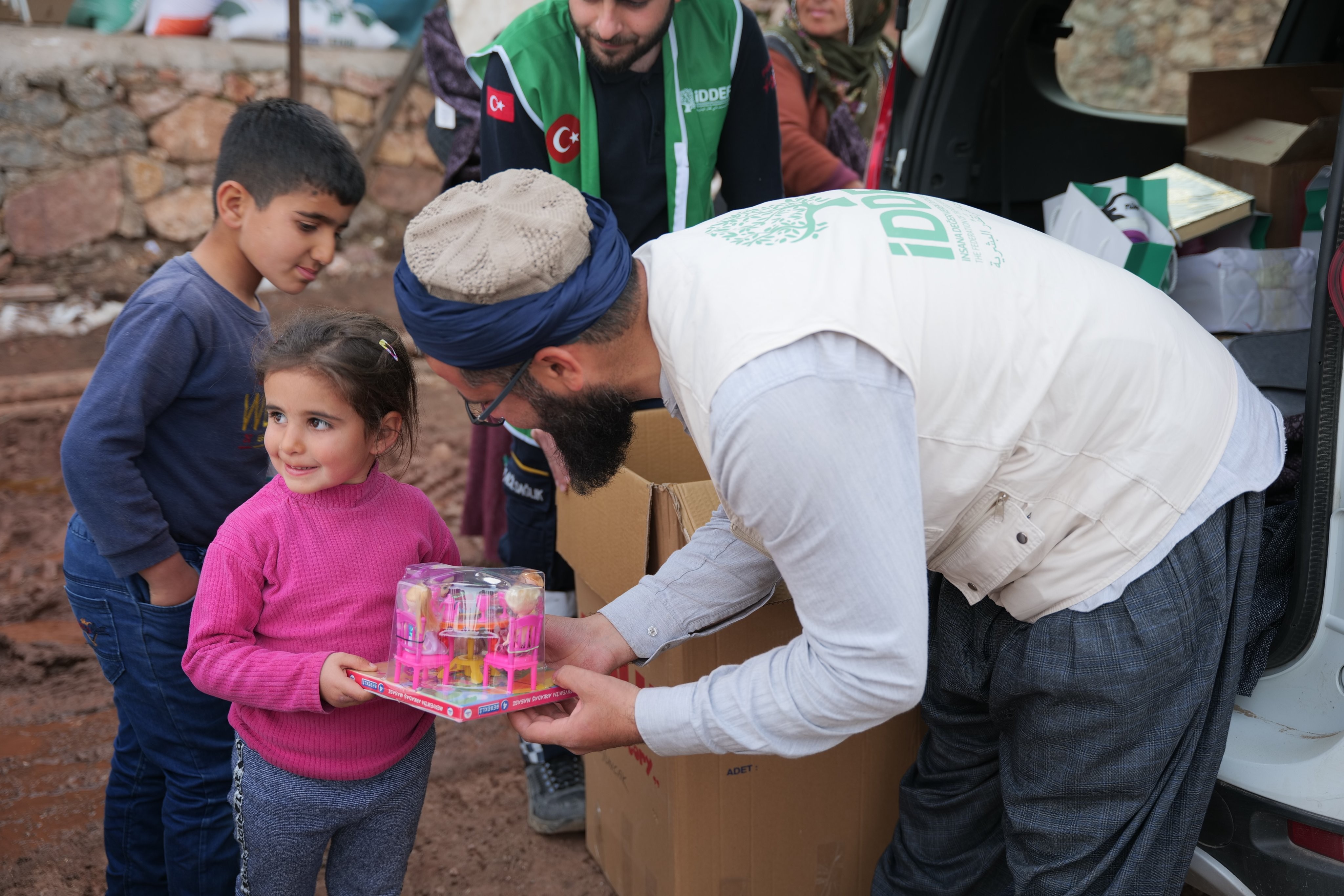 İDDEF, Ramazan’da da Yaraları Saracak