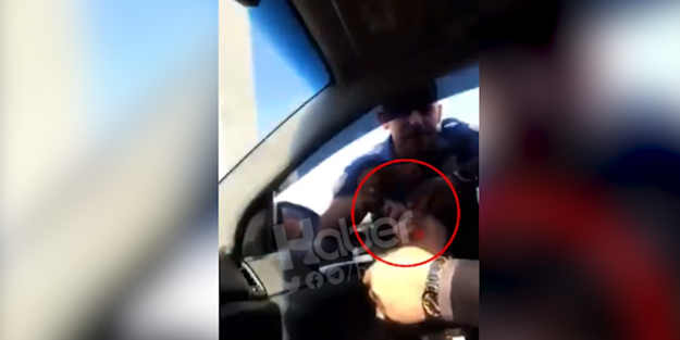 İddia: Yabancı uyruklu şahıstan rüşvet alan polis kameraya yakalandı!