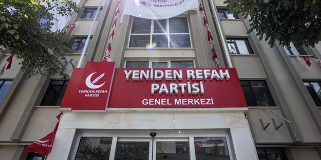 İddialara cevap verdiler! Yeniden Refah Partisi'nden İstanbul adayı açıklaması