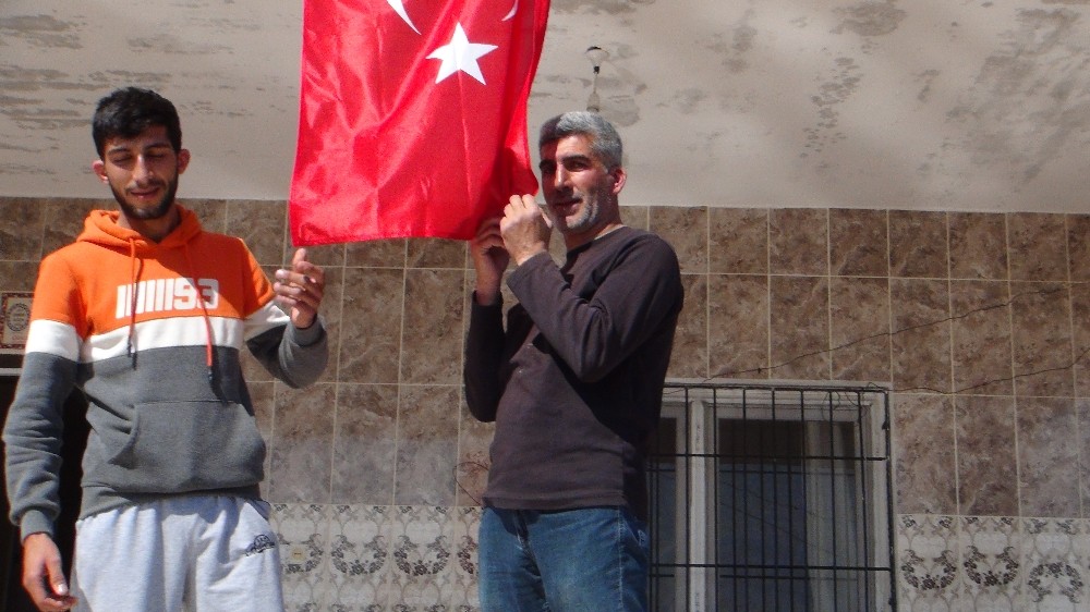İdlib gazisi yeniden arkadaşlarının yanına dönmek istiyor 