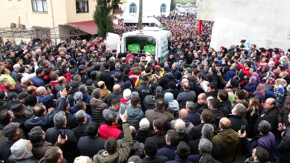 İdlib şehidi için helallik alındı 