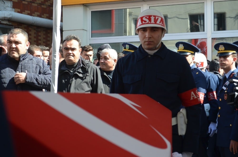 İdlib şehidi son yolculuğa uğurlandı 
