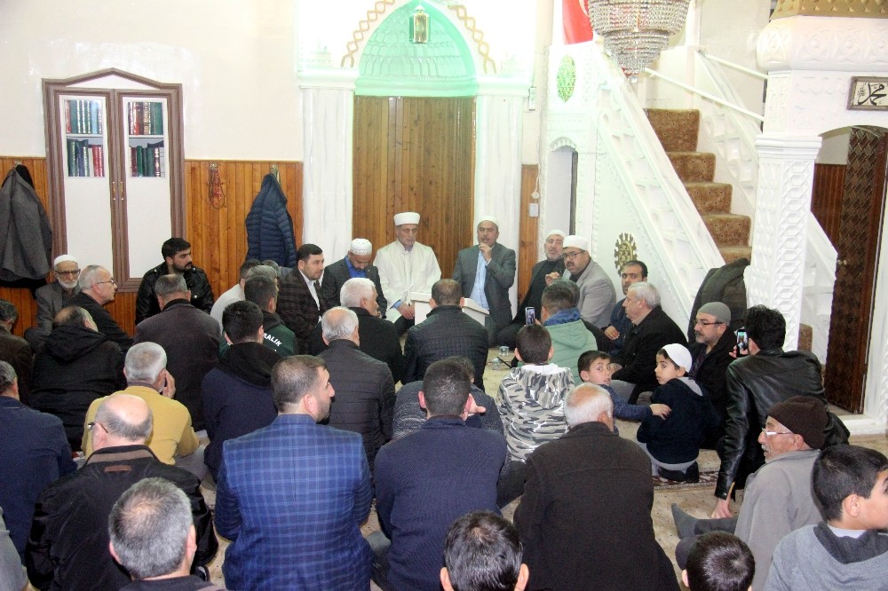 İdlib şehitleri için mevlit okutuldu, lokma dağıtıldı 
